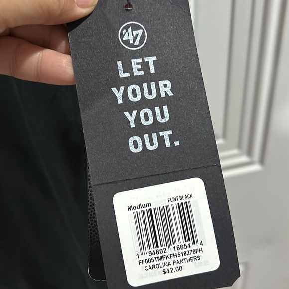 Proceeds go to Charity! CAROLINA PANTHERS '47 FRANKLIN FIELDHOUSE TEE - Picture 2 of 6